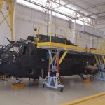Comando de Aviação do Exército (CAvEx) de Taubaté recebe plataformas para manutenção de helicópteros